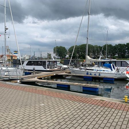 Amber Houseboat Apartment Swinoujscie Exterior photo