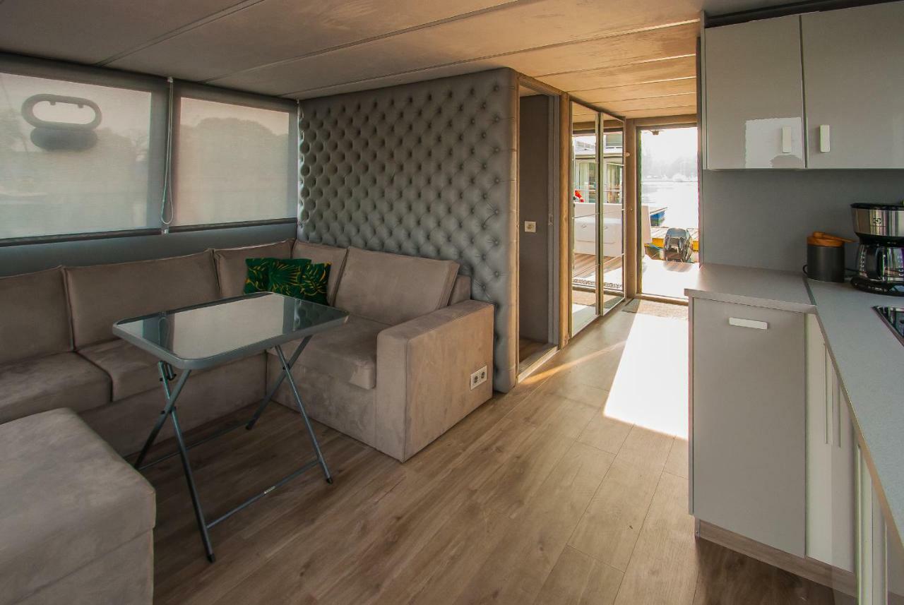 Amber Houseboat Apartment Swinoujscie Exterior photo